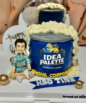 เค้กฟองดองน้ำตาลปั้น 3 มิติสุดหรูที่สร้างสรรค์ด้วยเทคนิคการปั้นน้ำตาลปั้นอย่างประณีต เหมาะสำหรับงานเฉลิมฉลองและเป็นของขวัญพิเศษ.