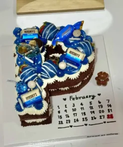 อัลตร้าสวยงามด้วยธีมสีฟ้าขาวและช็อกโกแลต.