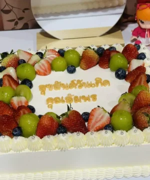 เค้กผลไม้สดรวมครีมสด 4 ปอนด์