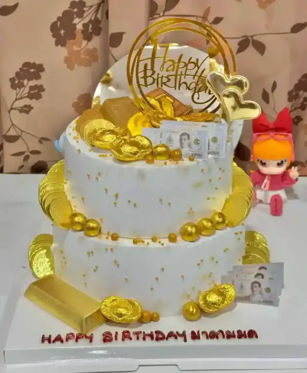 เค้กเงินทอง 2 ชั้น 3p