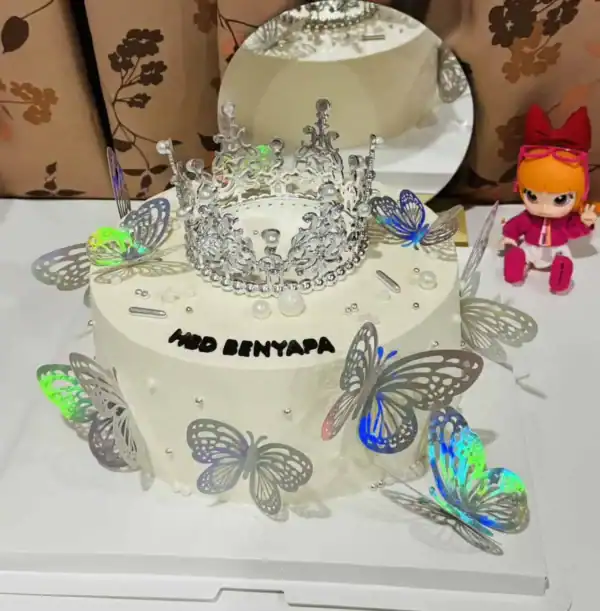 เค้กมงกุฎ 3 ปอนด์