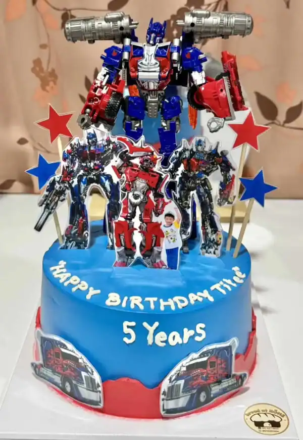 เค้กออฟติมัสไพร์ม Transformers ดีไซน์อลังการ อร่อยพรีเมียม - Image 2
