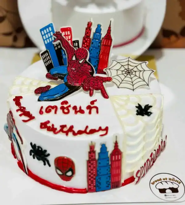 เค้กสไปเดอร์แมนสวยๆ 1 ปอนด์