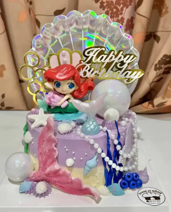 เครื่องบินเค้กวันเกิดแนวทะเล สวยงามสดใสสำหรับฉลองวันพิเศษ จัดเต็มธีมทะเล พร้อมคาแรคเตอร์เจ้าหญิงน้อยและของตกแต่งธีมทะเลหลากสีสะดุดตามีเสน่ห์ในทุกกิจกรรมวันสำคัญ.