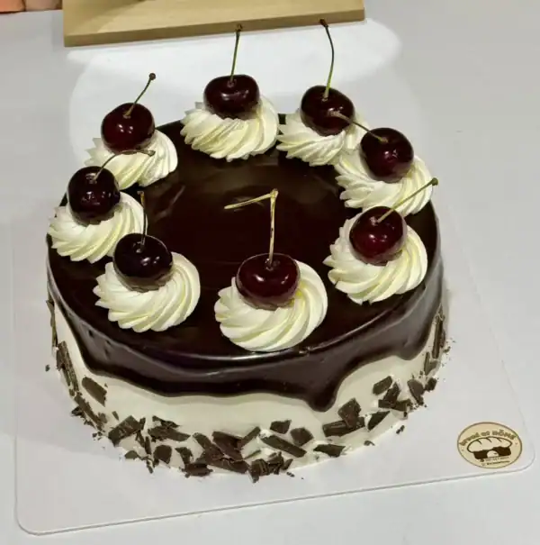 เค้กเชอรี่แบล็คฟอเรสต์ 2 ปอนด์