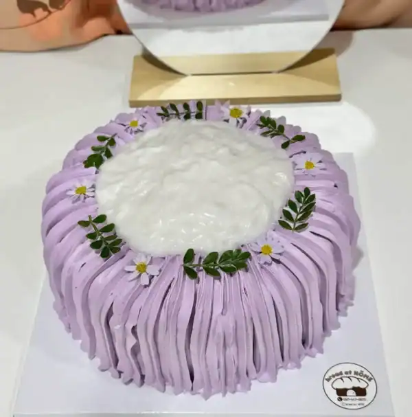 เค้กเผือกมะพร้าวอ่อน 1 ปอนด์